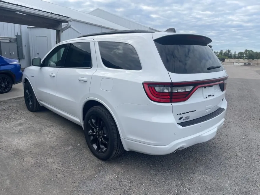 2025 Dodge Durango R/T Plus photo 1