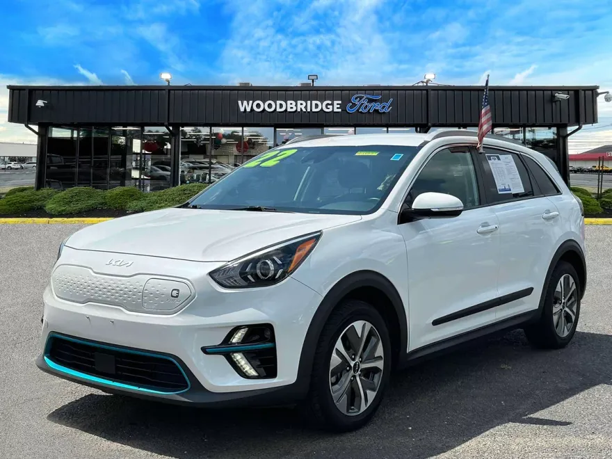 2022 Kia Niro EV EX photo 1