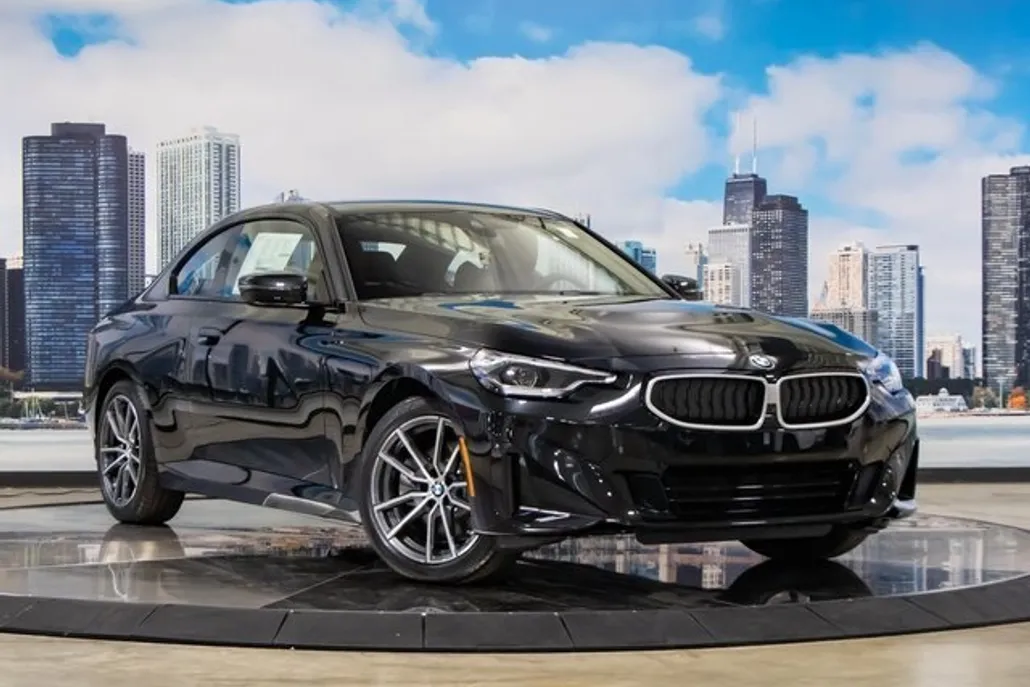 2025 Bmw 230i xDrive Coupe photo 1