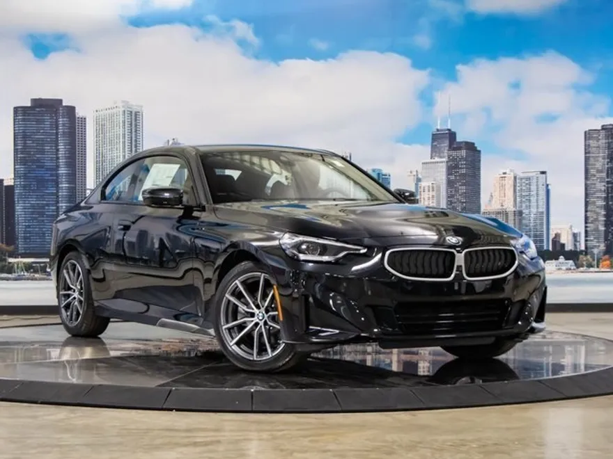 2025 Bmw 230i xDrive Coupe photo 1