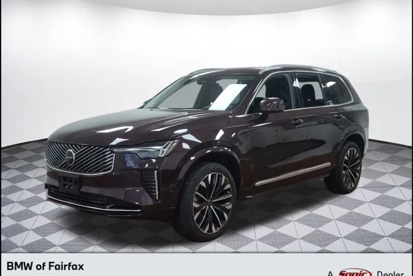 2025 Volvo XC90 Plus photo 1