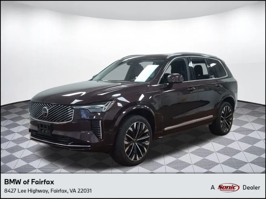 2025 Volvo XC90 Plus photo 1