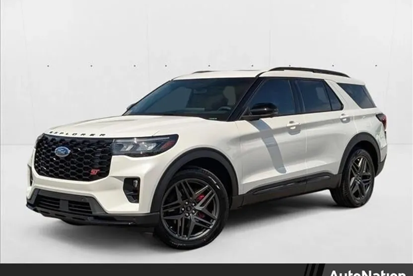 2025 Ford Explorer ST photo 1