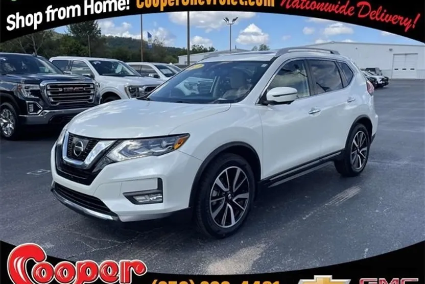 2017 Nissan Rogue SL photo 1