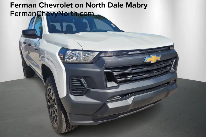2025 Chevrolet Colorado LT photo 1