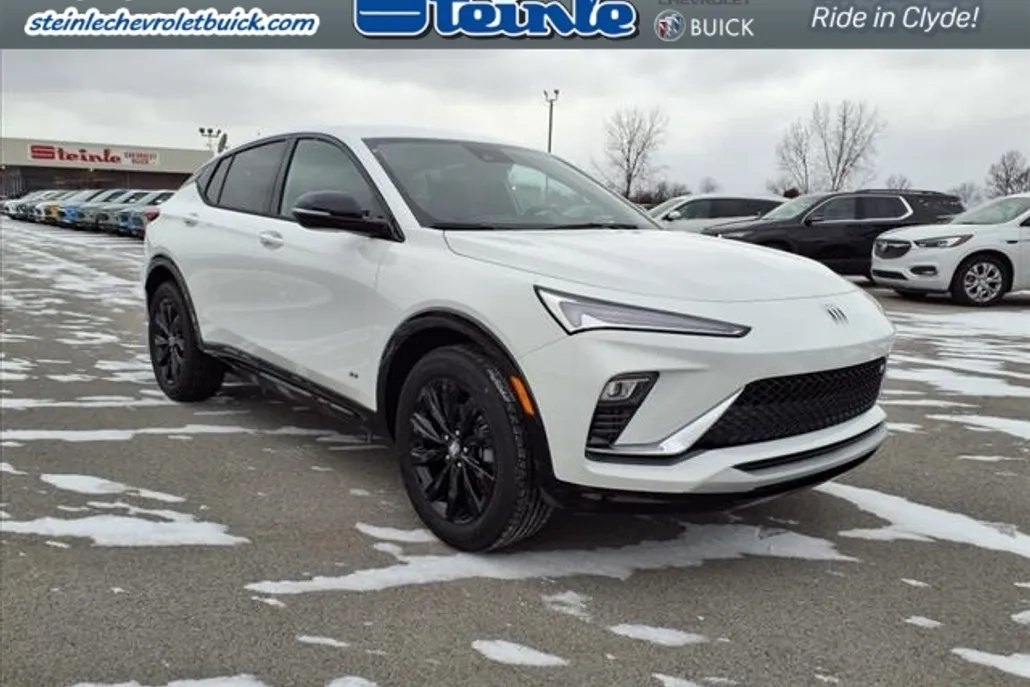 2025 Buick Envista ST photo 1