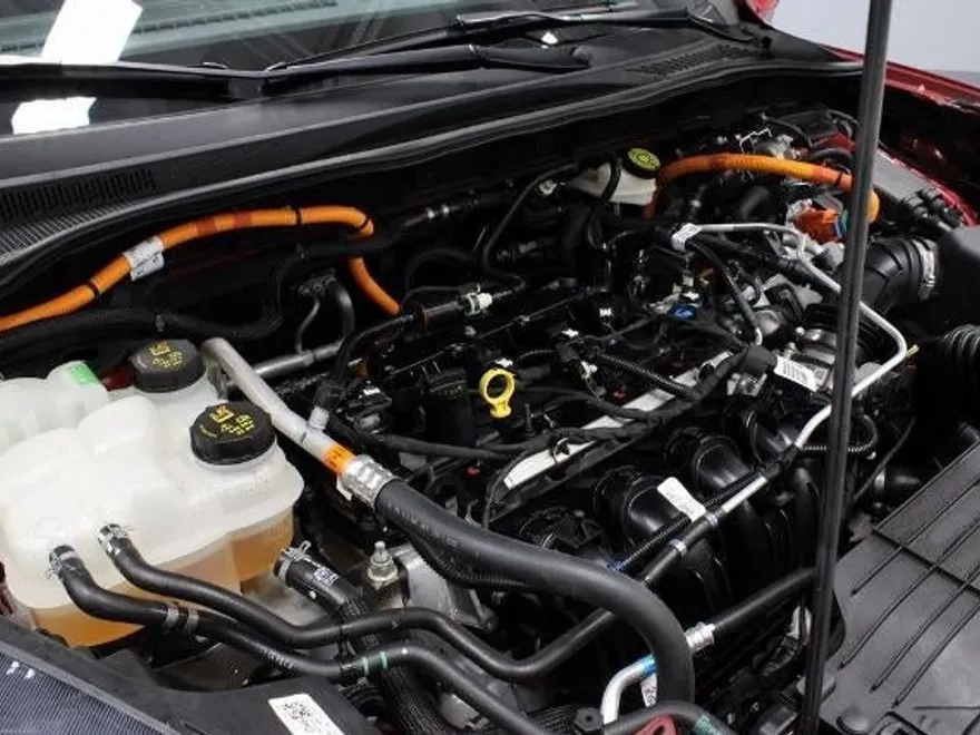 2022 Ford Escape SEL Hybrid photo 1