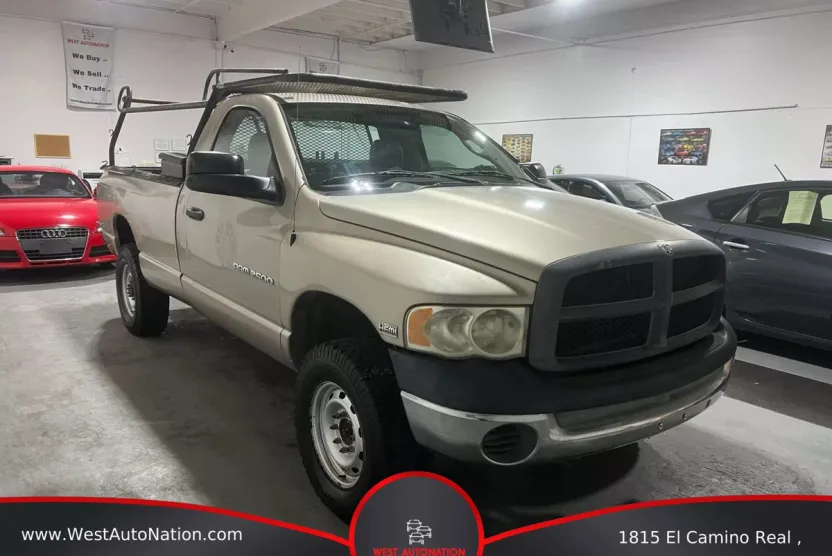 2005 Dodge Ram ST photo 1