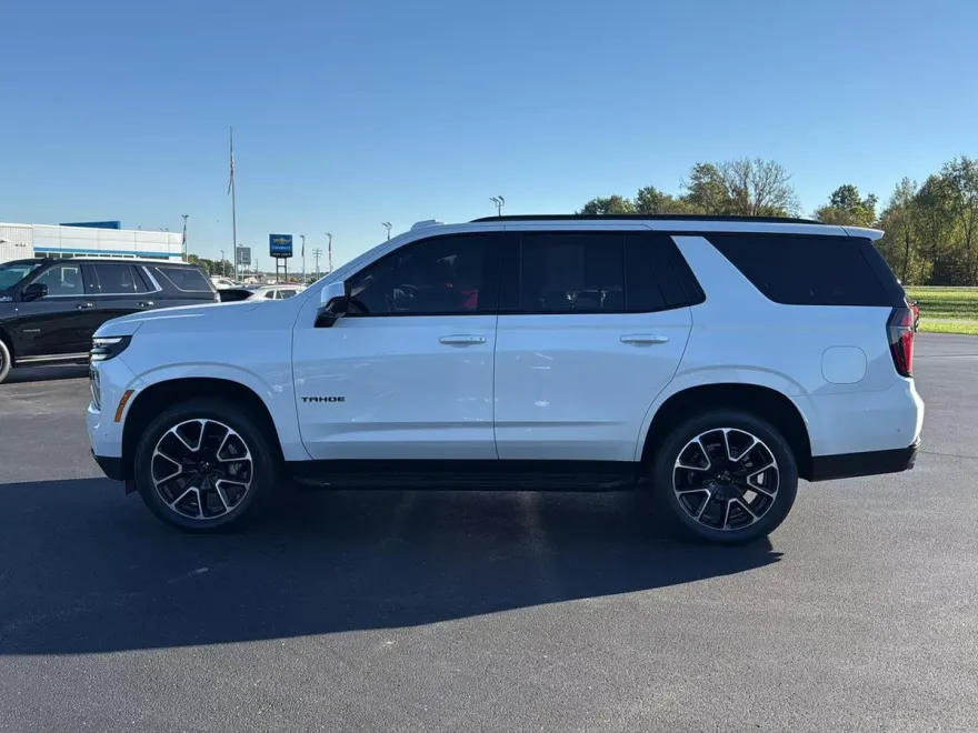 2025 Chevrolet Tahoe RST photo 1