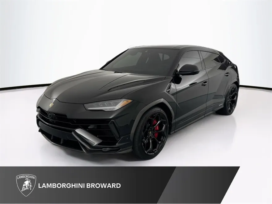 2024 Lamborghini Urus Performante photo 1