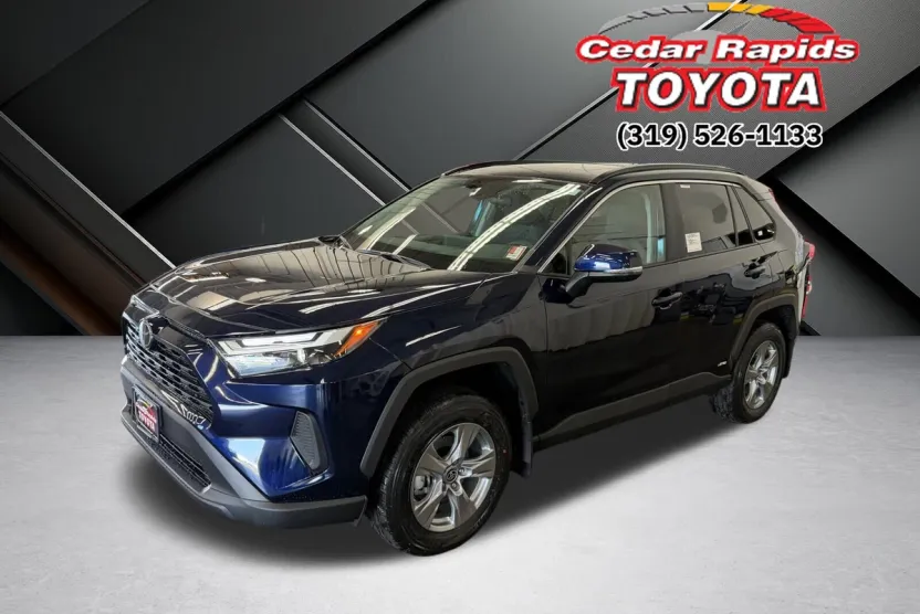 2025 Toyota RAV4 Hybrid XLE photo 1