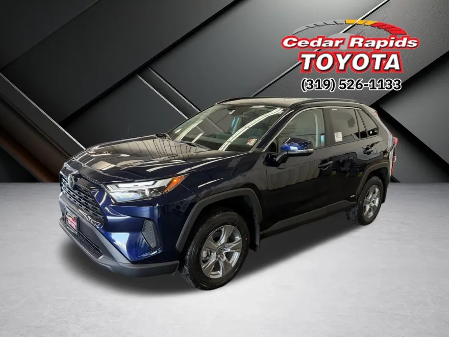 2025 Toyota RAV4 Hybrid XLE photo 1