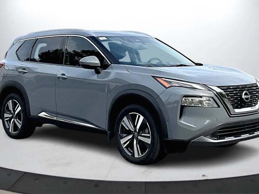 2022 Nissan Rogue SL photo 1