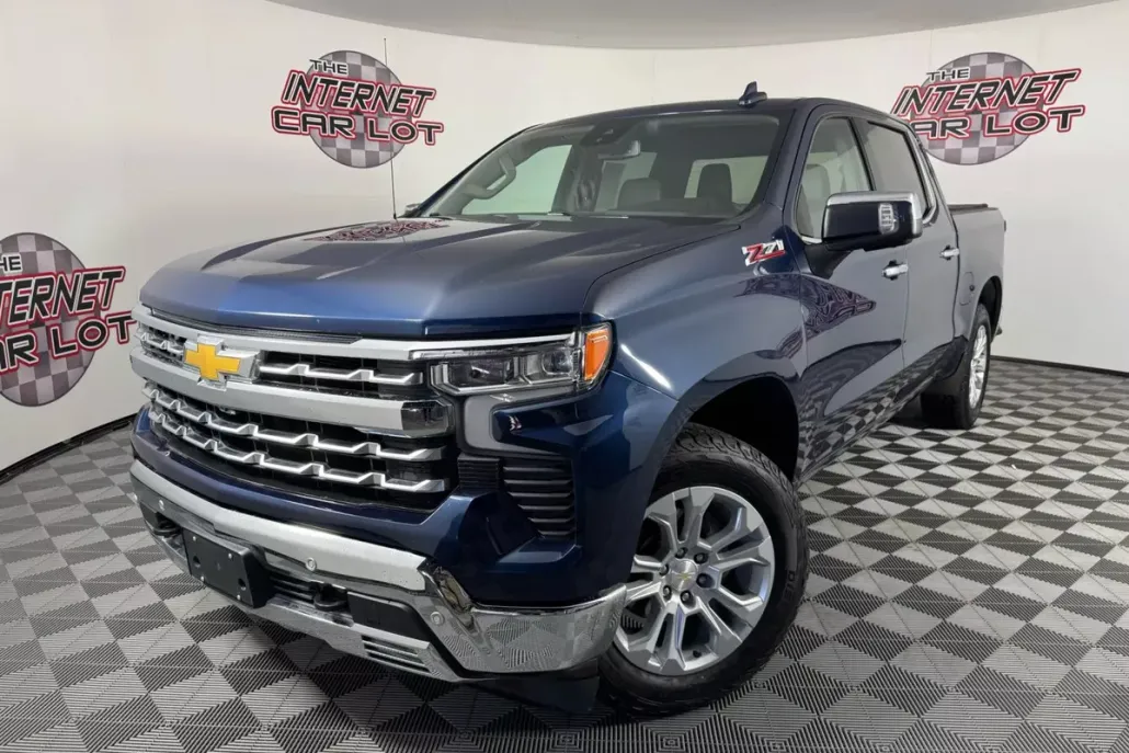 2023 Chevrolet Silverado 1500 LTZ photo 1