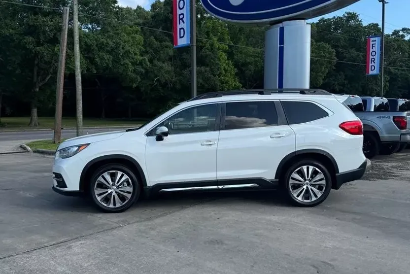 2020 Subaru Ascent Limited photo 1