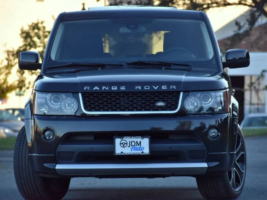 2013 Land Rover Range Rover Sport HSE photo 1
