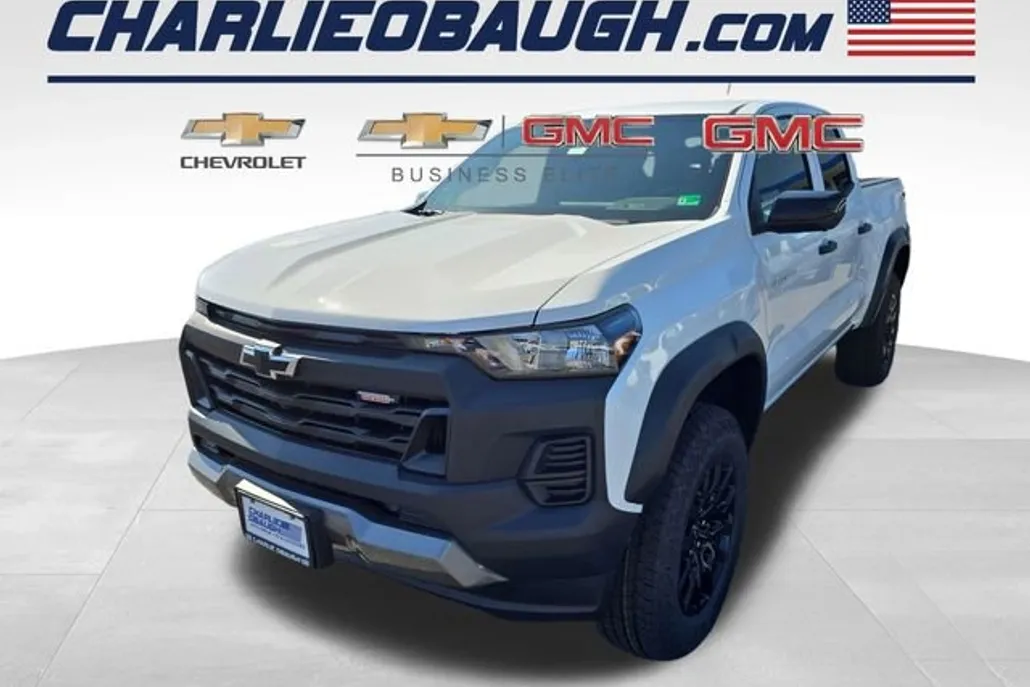 2026 Chevrolet Colorado Trail Boss photo 1