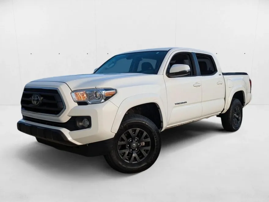 2023 Toyota Tacoma SR5 V6 photo 1
