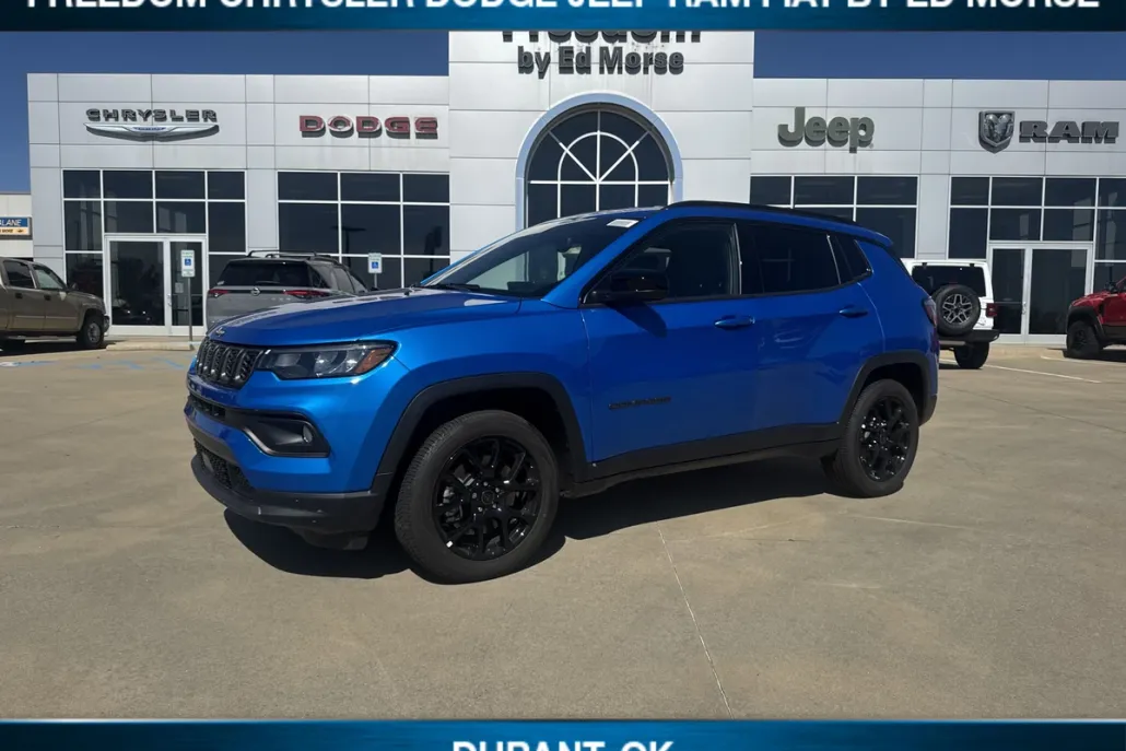 2025 Jeep Compass Latitude photo 1