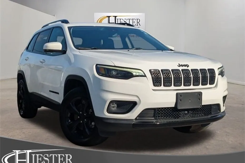 2021 Jeep Cherokee Altitude photo 1