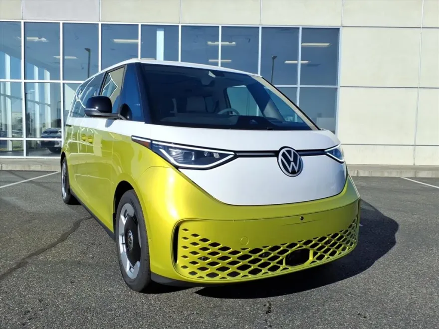 2025 Volkswagen ID. Buzz Pro Plus photo 1