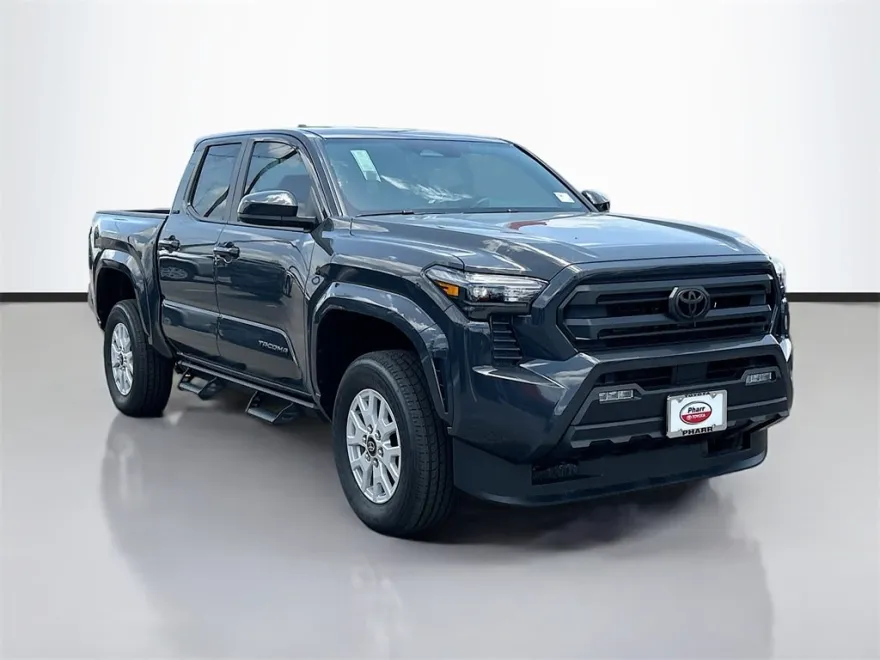 2025 Toyota Tacoma SR5 photo 1