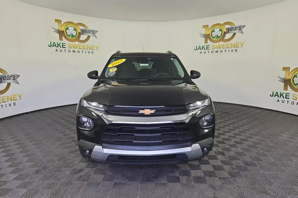 2023 Chevrolet Trailblazer LT photo 1