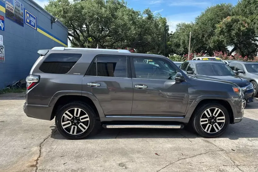 2015 Toyota 4Runner Limited Sport photo 1