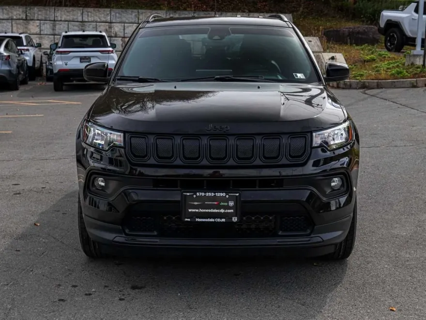 2022 Jeep Compass North Edition Latitude photo 1