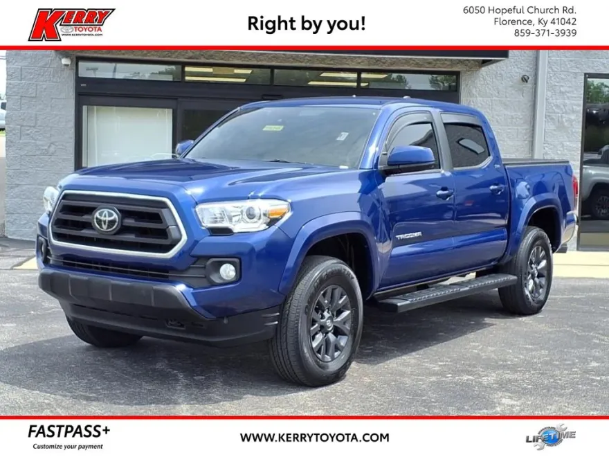2023 Toyota Tacoma SR5 photo 1