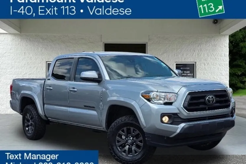 2021 Toyota Tacoma 4x4 SR5 photo 1