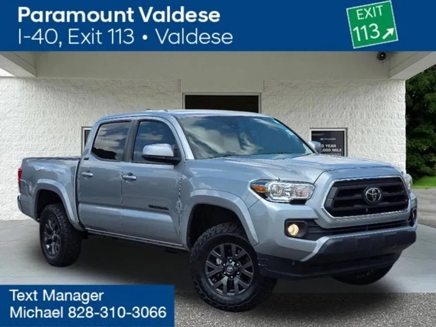 2021 Toyota Tacoma 4x4 SR5 photo 1