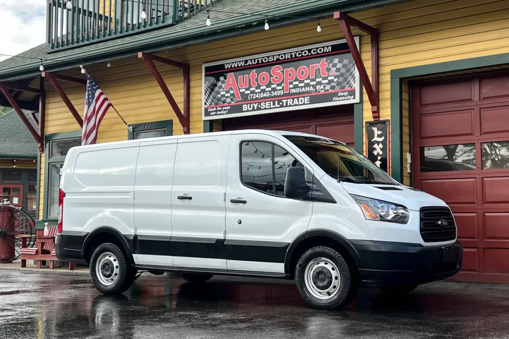 2019 Ford Transit Van photo 1