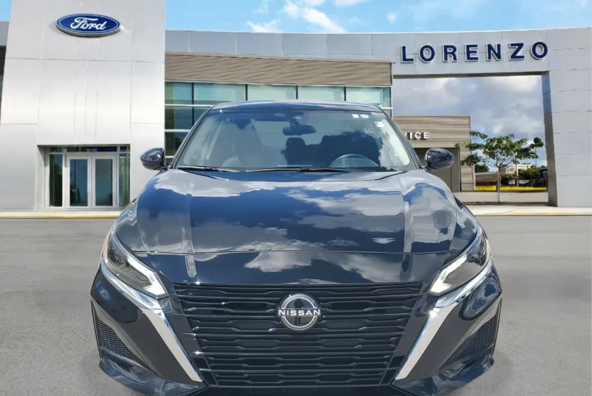 2023 Nissan Altima 2.5 S photo 1