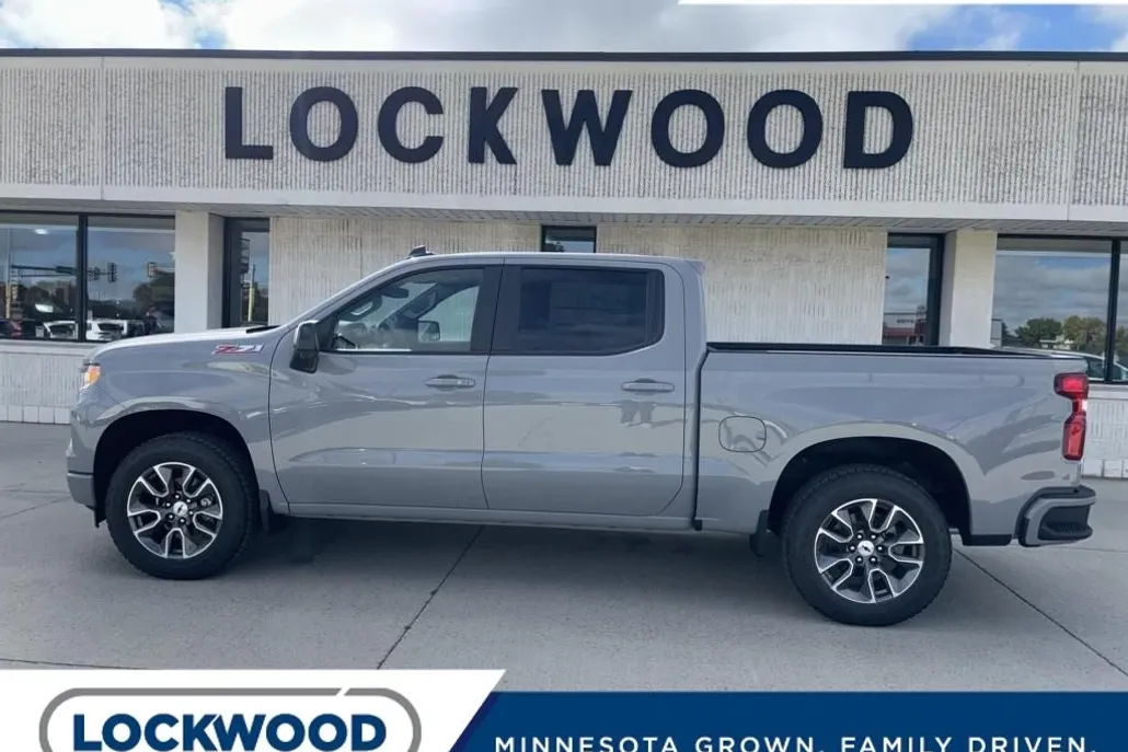 2025 Chevrolet Silverado 1500 RST photo 1