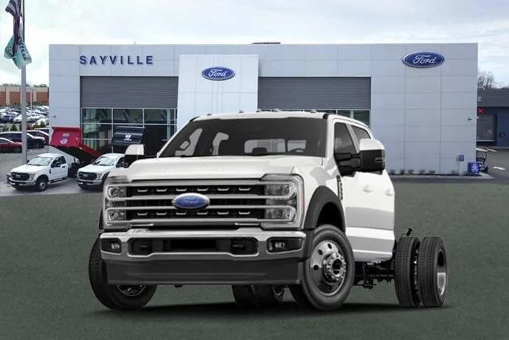 2025 Ford F-550 XL photo 1