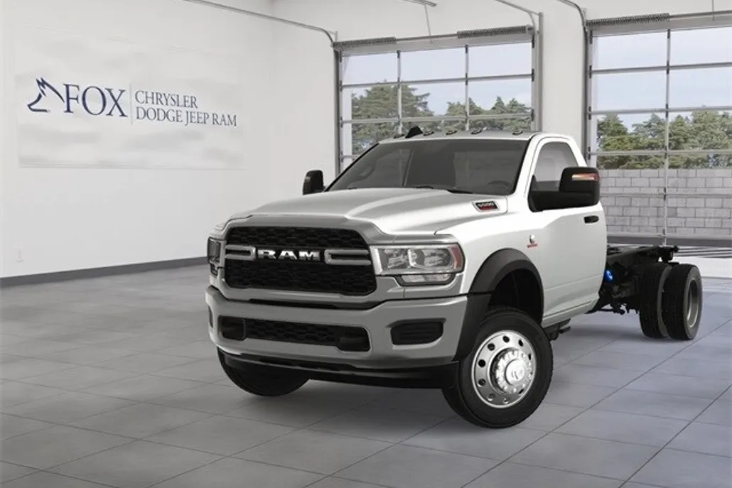 2024 Ram 5500 Tradesman photo 1