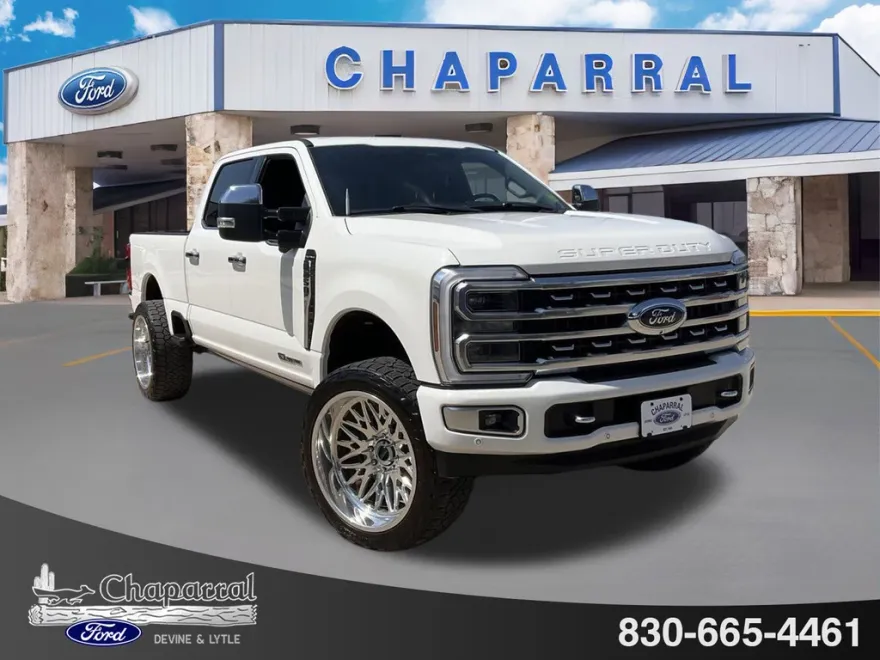 2024 Ford F-250 Platinum photo 1