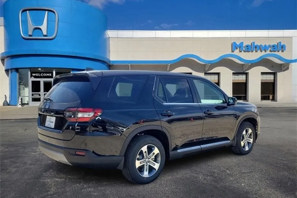 2025 Honda Pilot EX-L photo 1