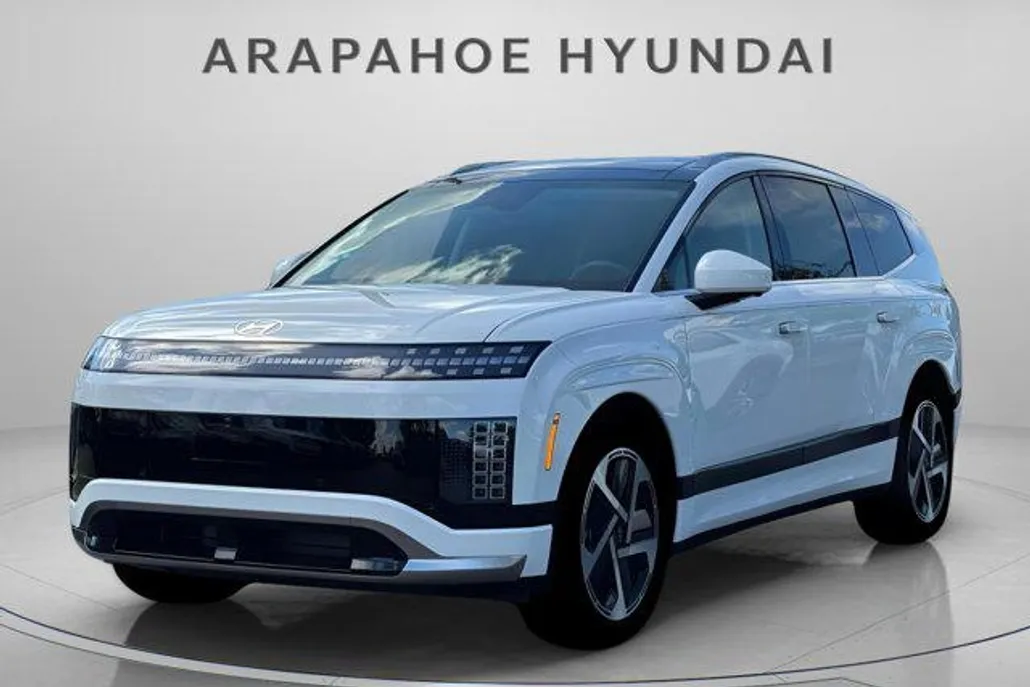 2026 Hyundai Ioniq photo 1