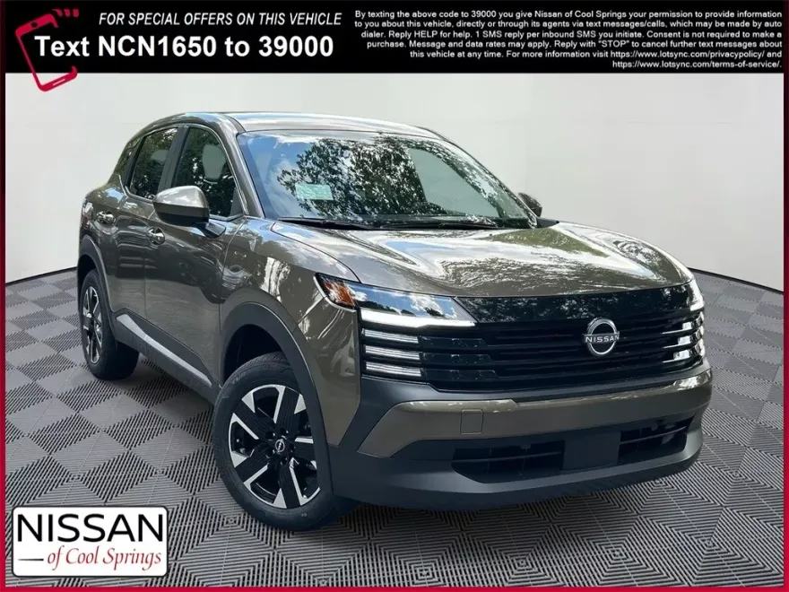 2025 Nissan Kicks SV photo 1