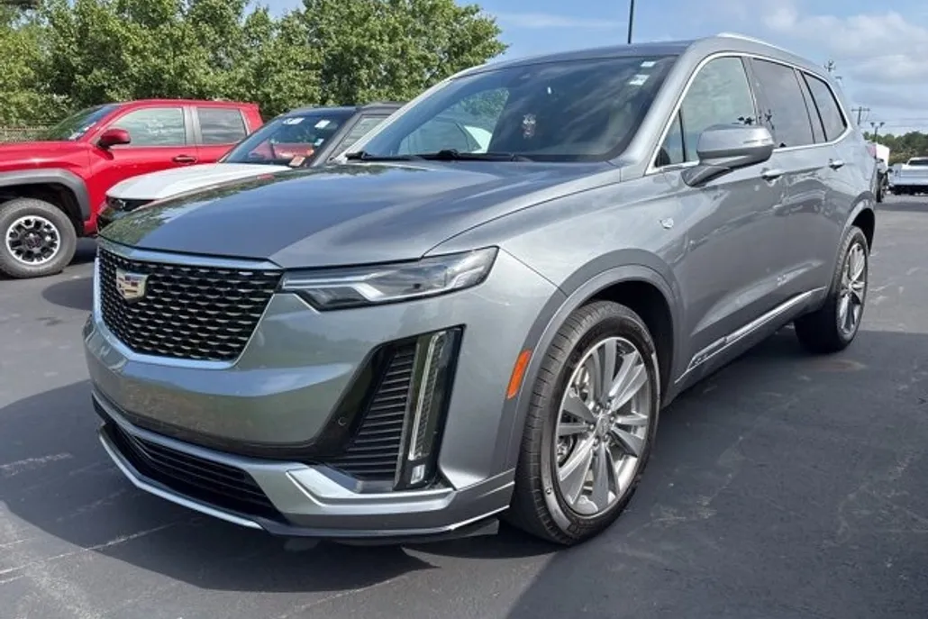 2022 Cadillac XT6 Premium Luxury photo 1