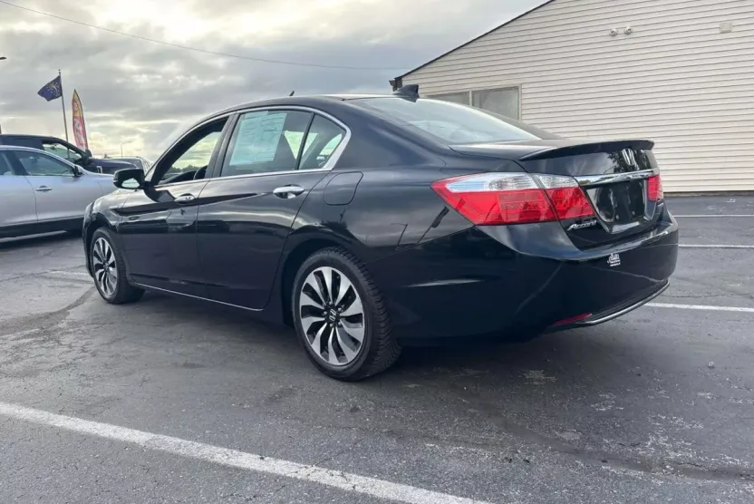2014 Honda Accord Hybrid EX-L photo 1