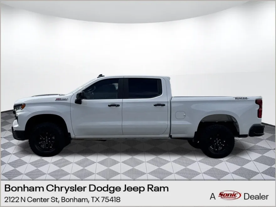 2023 Chevrolet Silverado 1500 LT Trail Boss photo 1