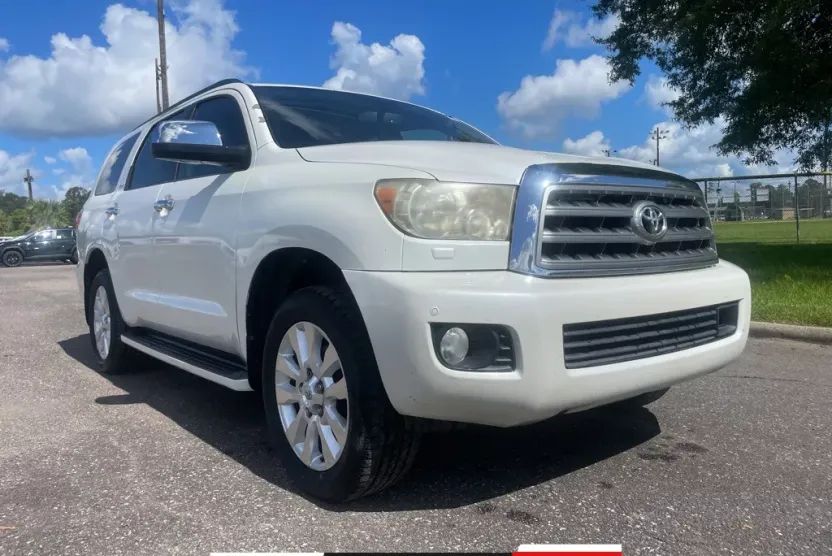2013 Toyota Sequoia Platinum photo 1