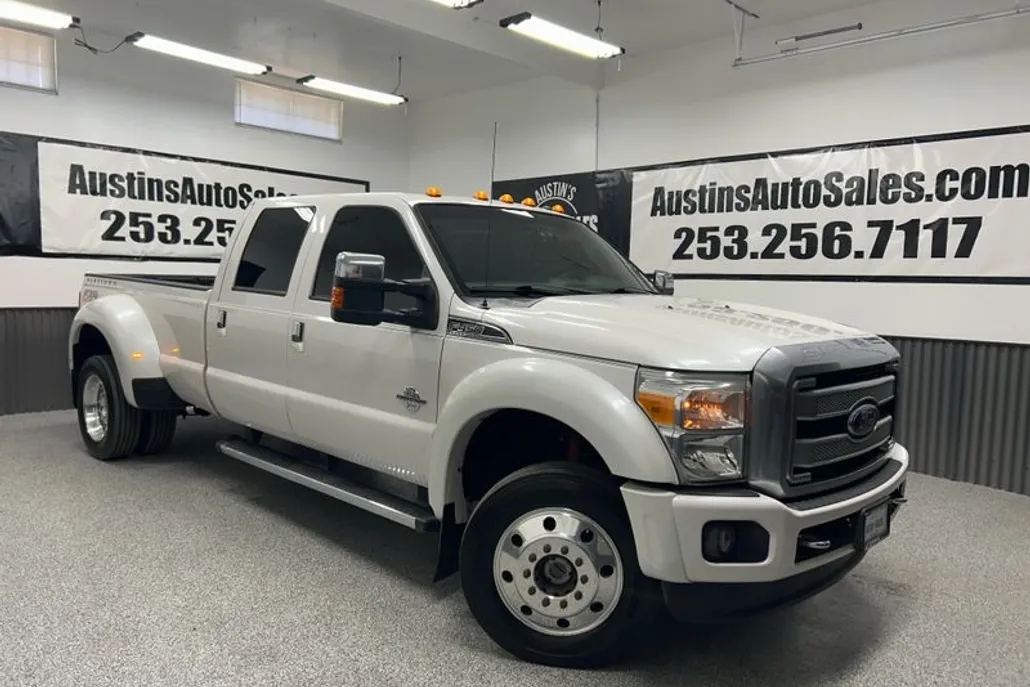 2016 Ford F-450 Platinum photo 1