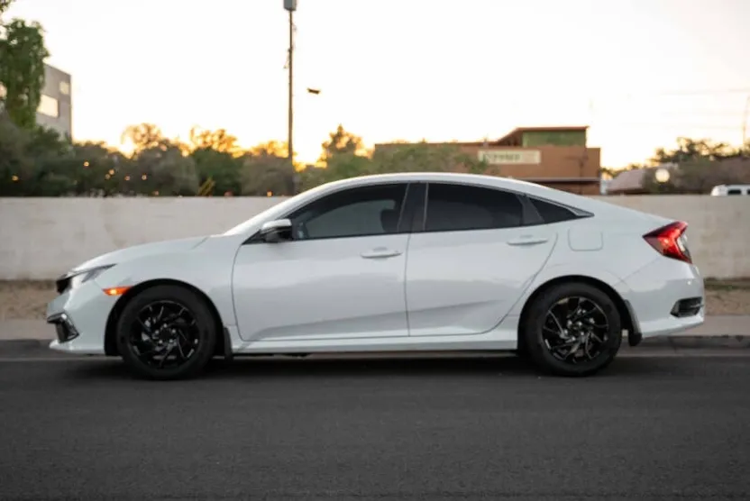 2021 Honda Civic LX photo 1