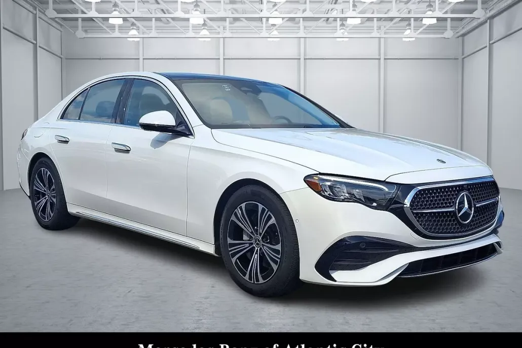 2024 Mercedes Benz E 350 photo 1
