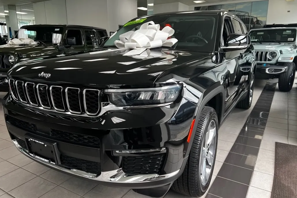 2021 Jeep Grand Cherokee Limited photo 1
