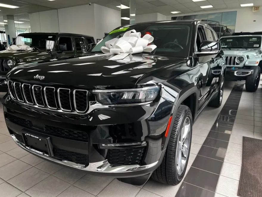 2021 Jeep Grand Cherokee Limited photo 1
